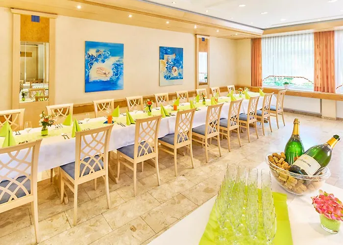 Hotel Restaurant Kerzenstueble 3*